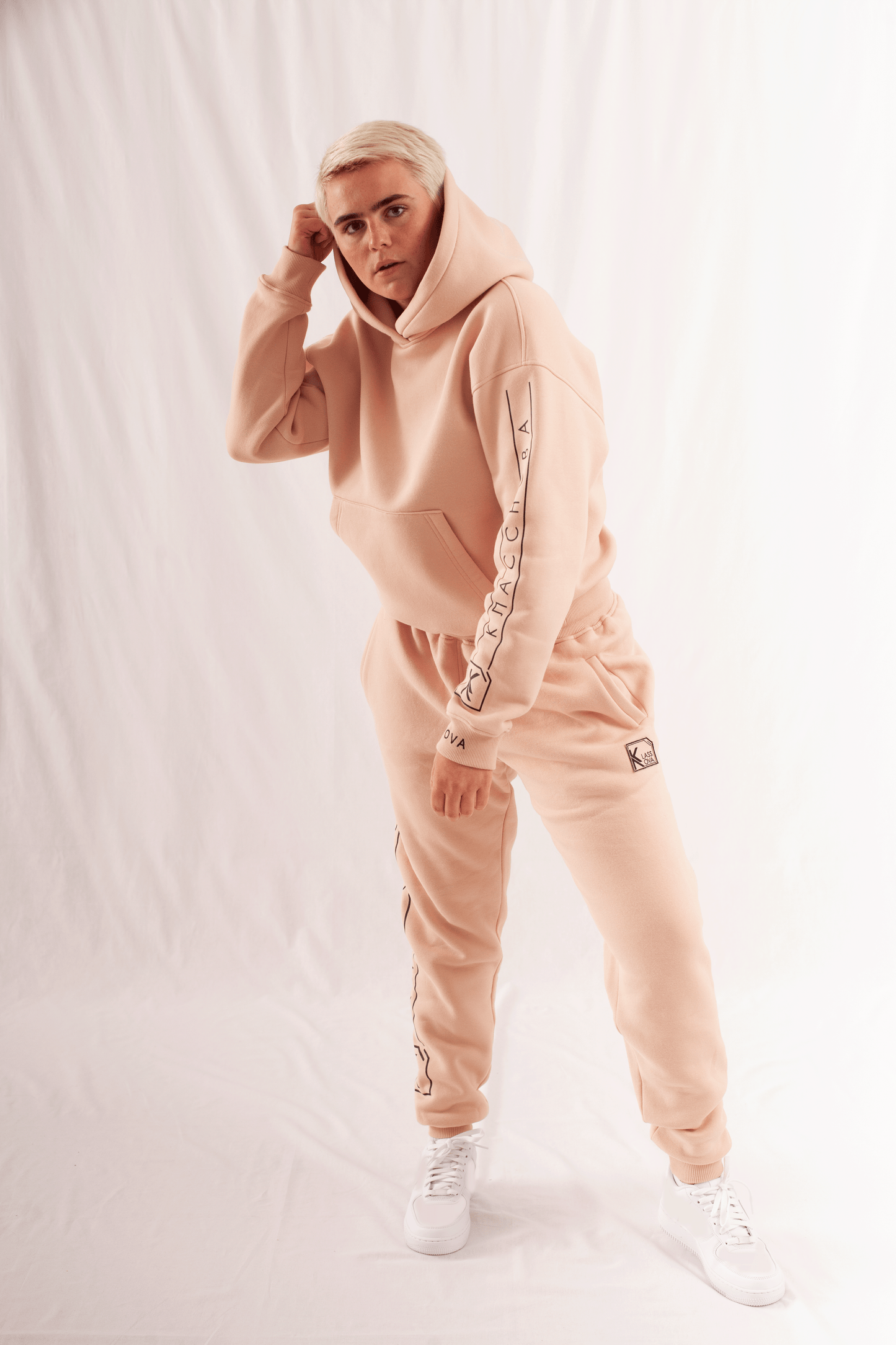 HOODIE LINDA