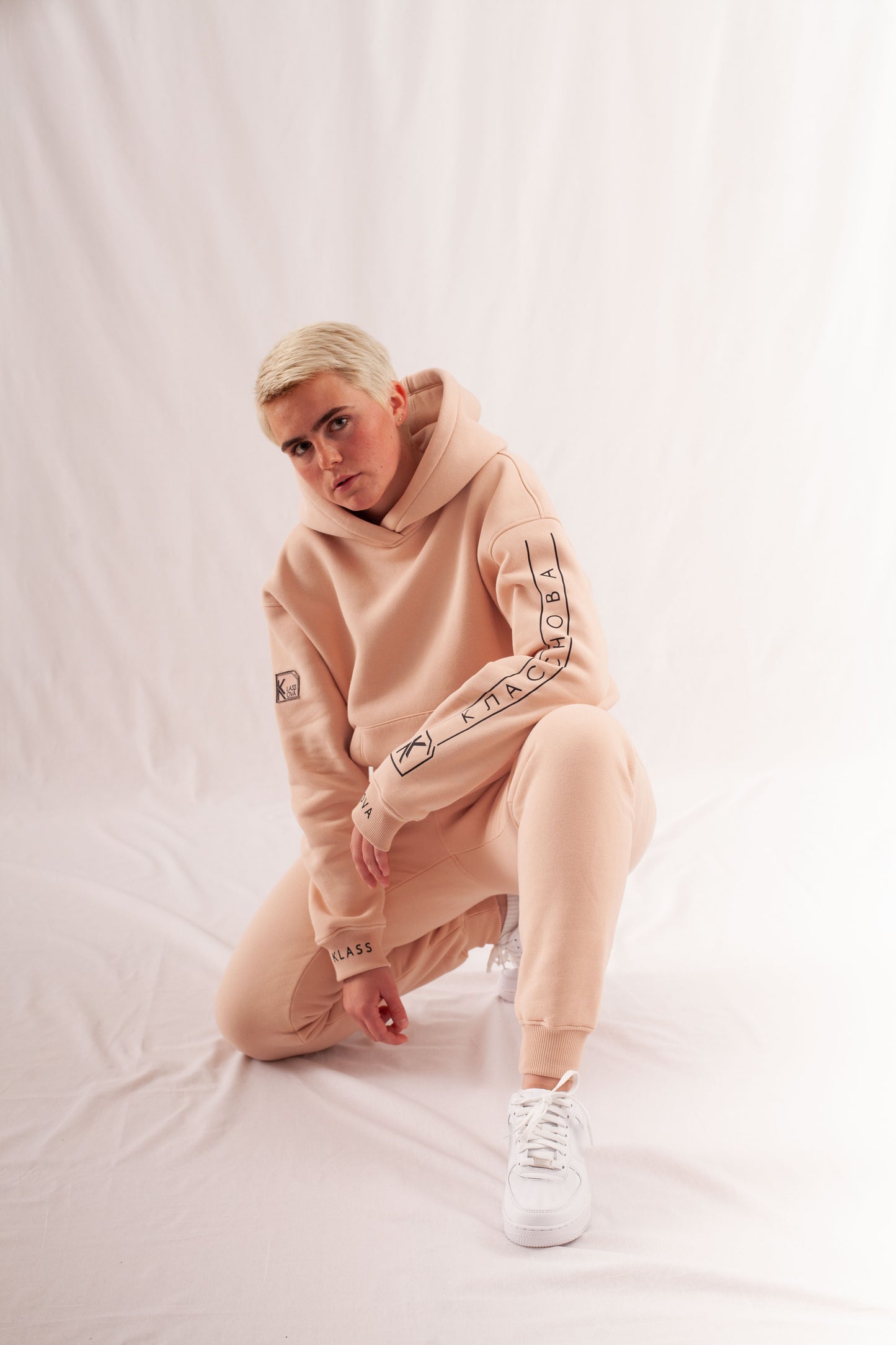 HOODIE LINDA